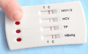 Das Minimum der Sicherheit: Ein HIV Selbsttest für HIV, HCV, TP und HBsAg